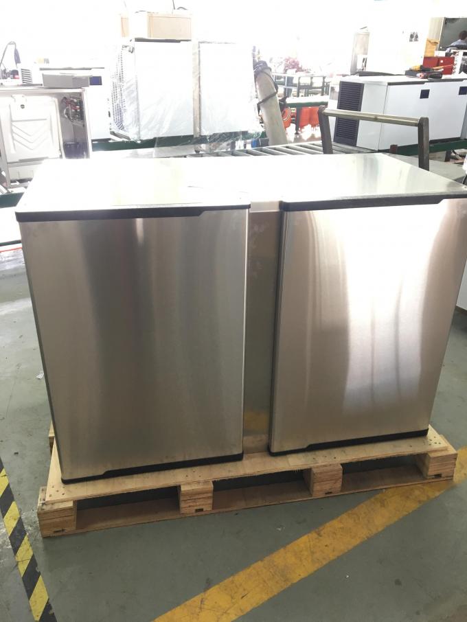 Kostkarka do lodu ze stali nierdzewnej R401A 60 kg Chłodzenie powietrzem 17